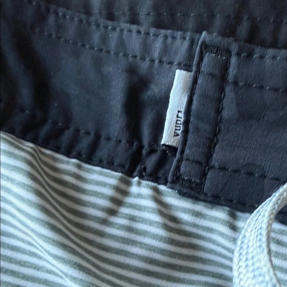 Vuori Men's 36 Striped‎ Black and Gray Board Shorts
